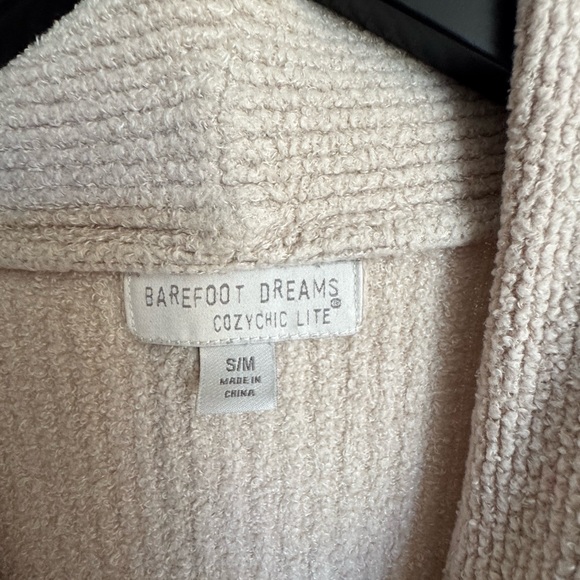 Barefoot Dreams Cream Ribbed Robe - Picture 2 of 5